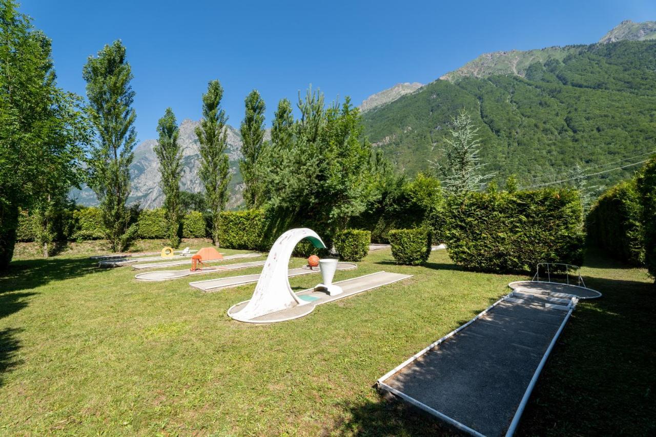 Hotel Camping Le Rochetaillee Grandes Sables Exterior foto